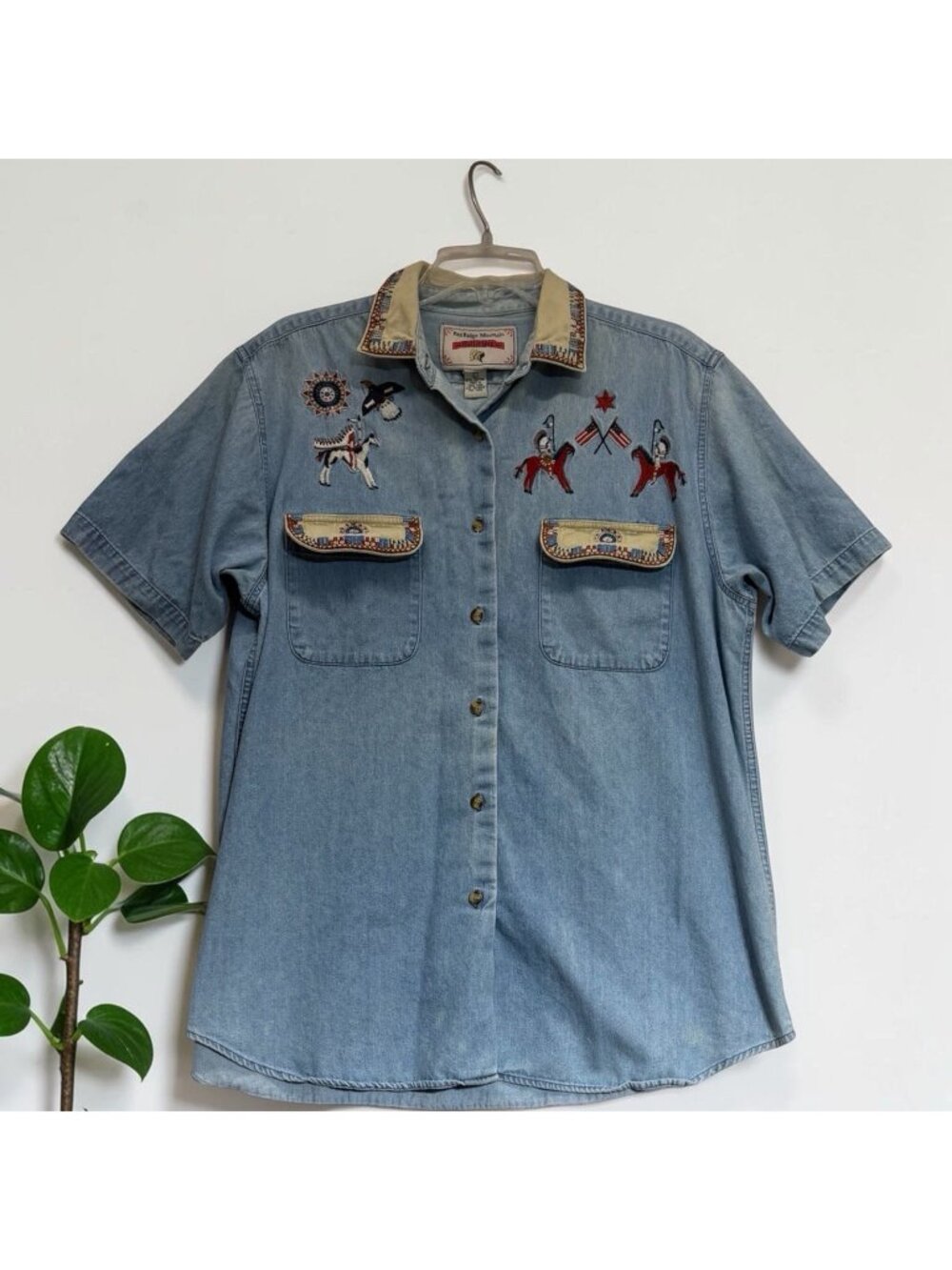 Red Ridge Mountain Outfitters Embroidered Denim Button Up L Native American